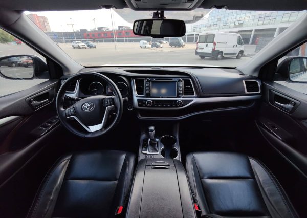  - фото - https://nevocars.com.ua/wp-content/uploads/2021/10/6-scaled.jpg